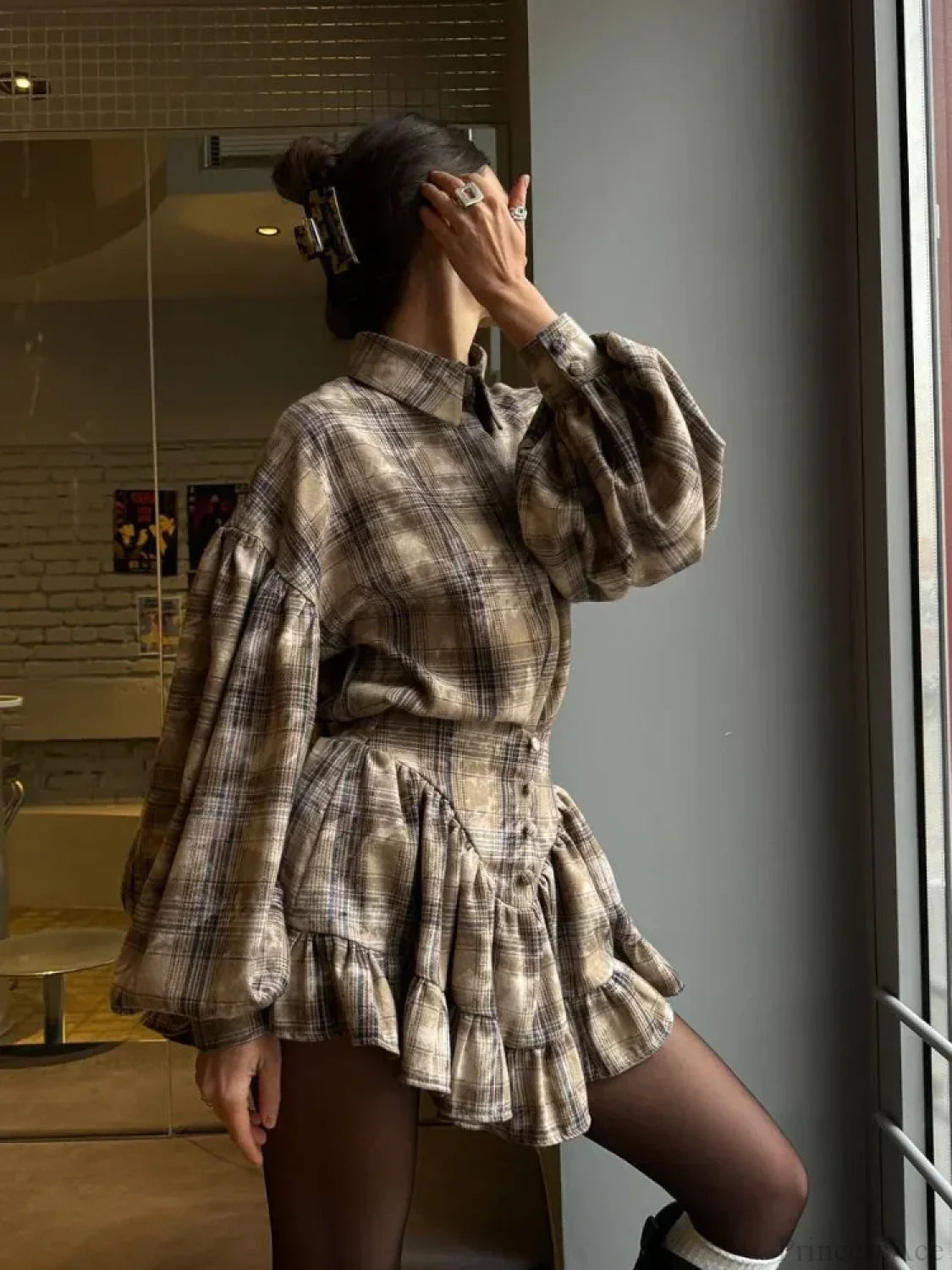 Retro Lapel Loose Bishop Sleeve Blouse apricot / S blouse-250223