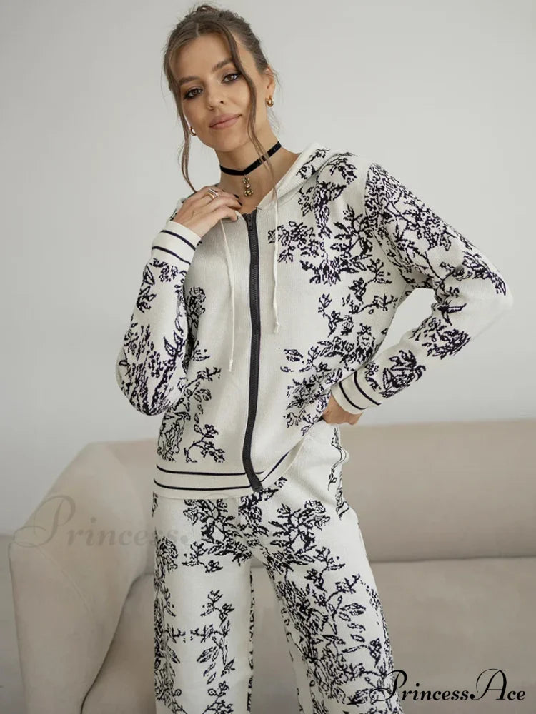 Romana Knitted Stylish Two Piece Set