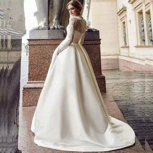 Round Neck Lace Satin Wedding Dress weddingdress-250223