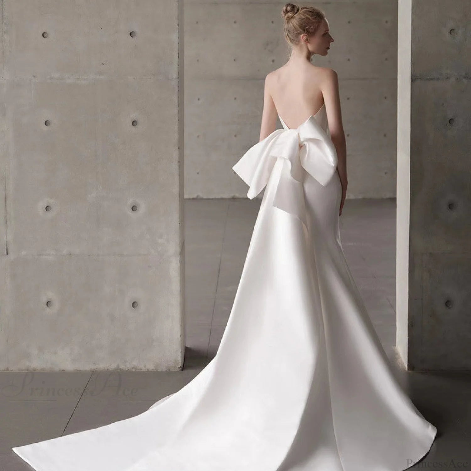 Satin Strapless Bowknot Wedding Dress weddingdress-250223
