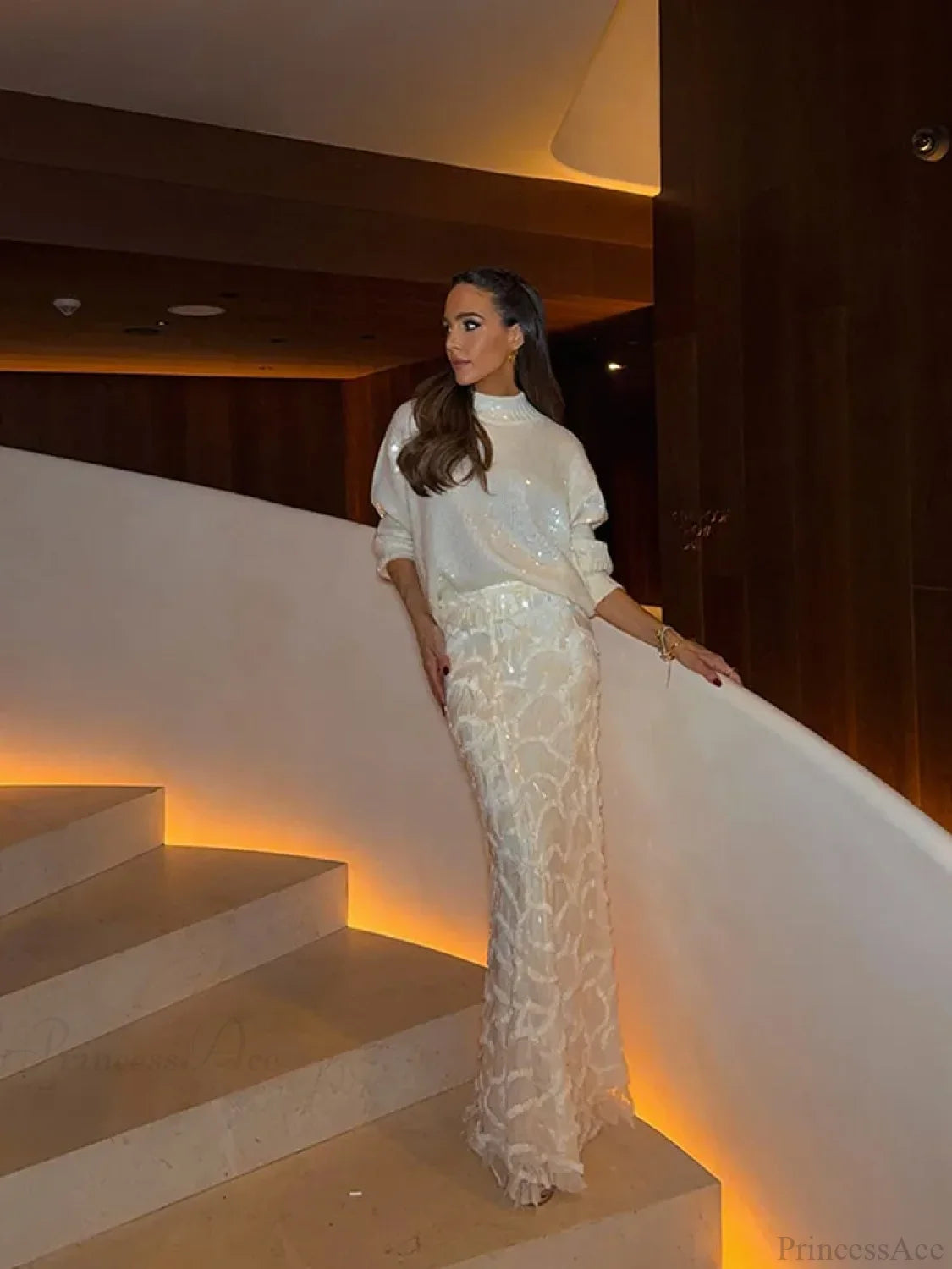 Sequined Round Neck Loose Pullover Sweater White / S