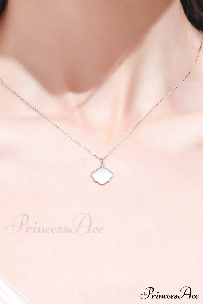 Shell Pendant Necklace Jewelry
