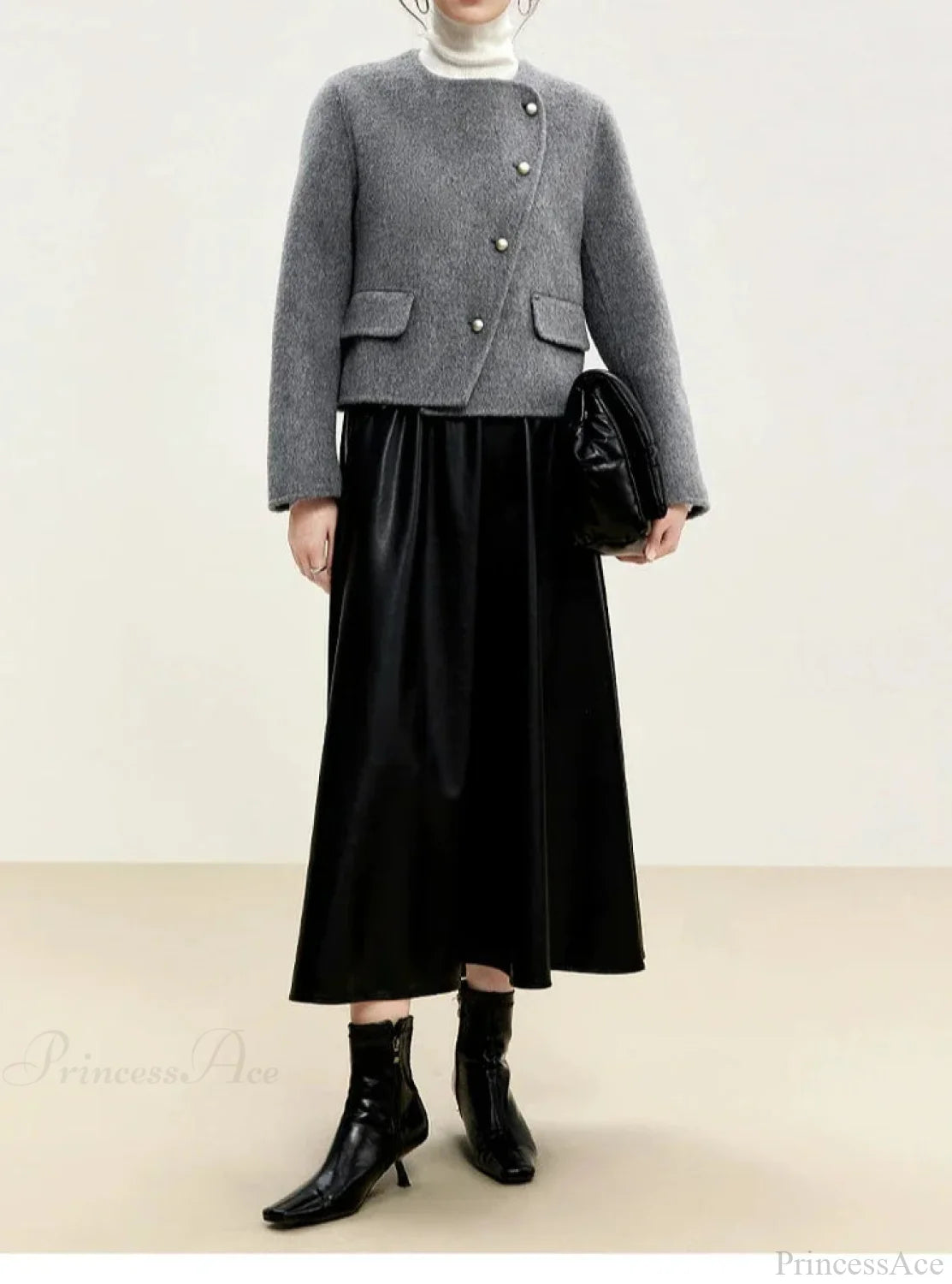 Short Wool Crew Neck Single-Breasted Overcoat