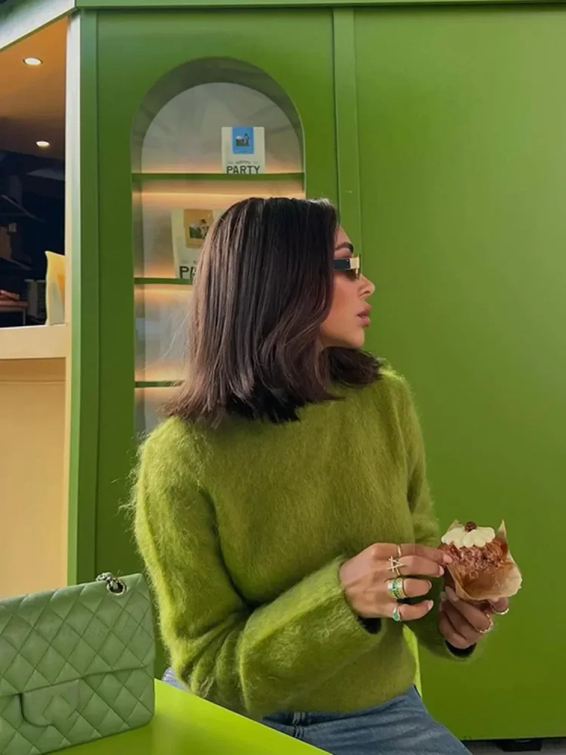 Simple Cashmere Round Neck Sweater