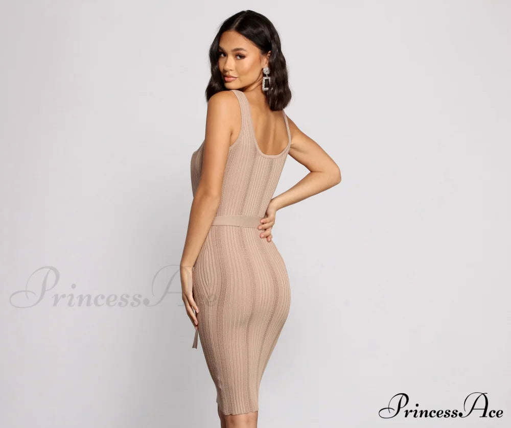 Slay In Style Ribbed Graceful Scoop Neck Midi Dress Sweaters-L