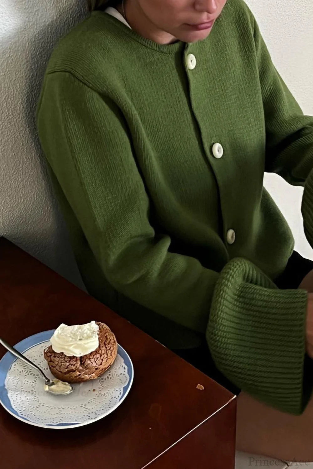 Slim Fit Bell Sleeve Knit Crew Neck Cardigan