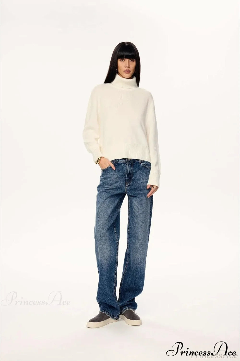 Soft Lazy-Style Turtleneck Short Pullover Sweater