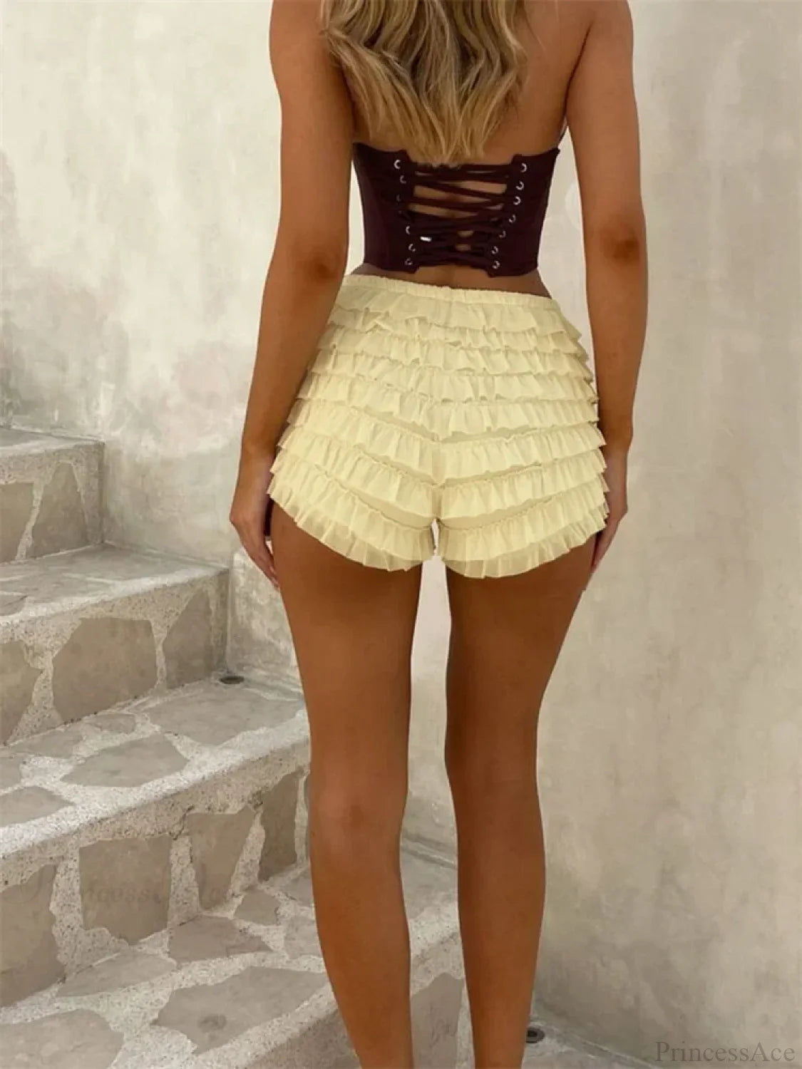 Solid Layered Ruched Slim Short short-250223