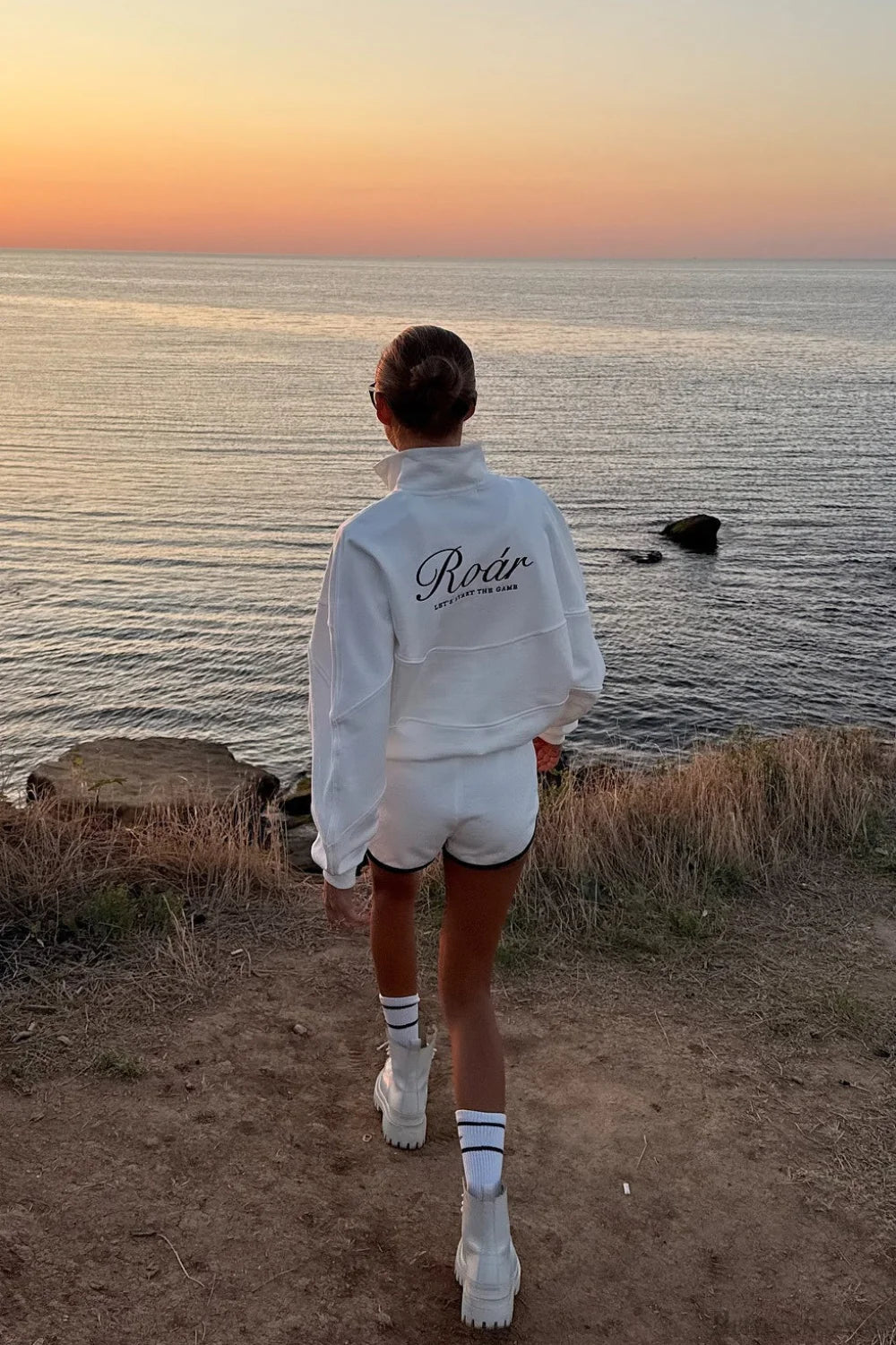 Solid Minimalist Relaxed Stand Collar Half-Zip Sweatshirts