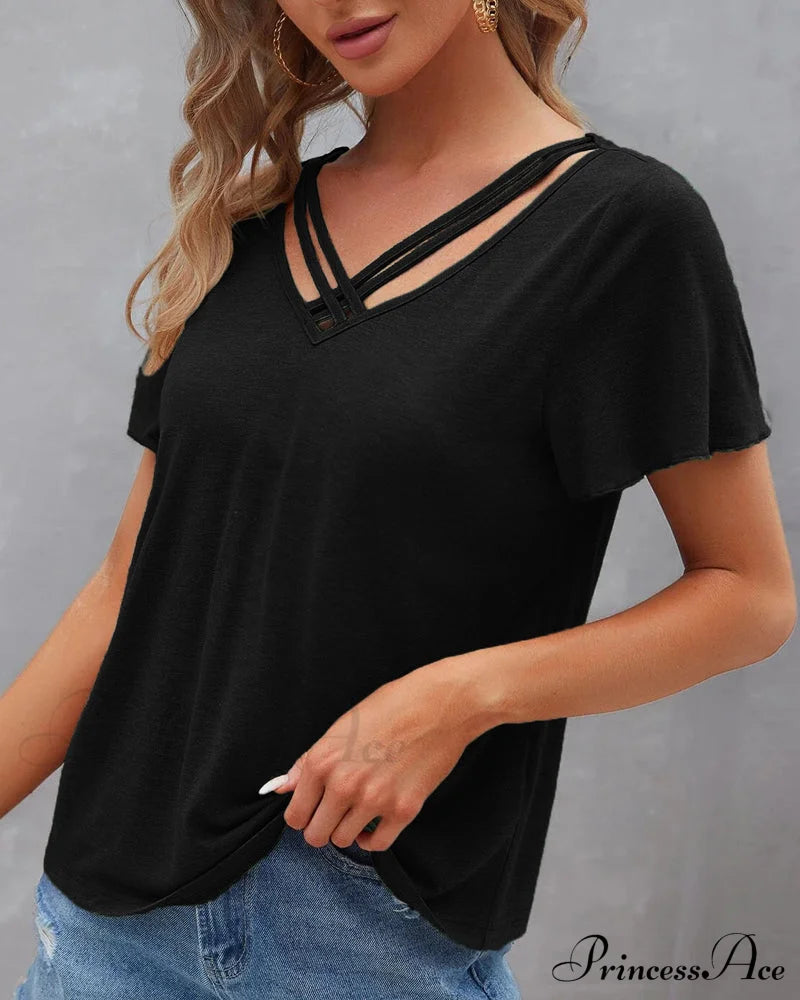 T-Shirt In Solid Cut Out Color T-Shirts