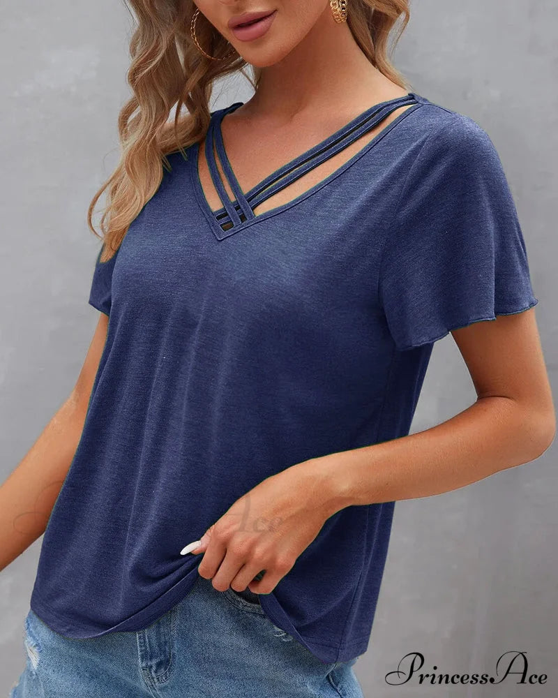 T-Shirt In Solid Cut Out Color T-Shirts