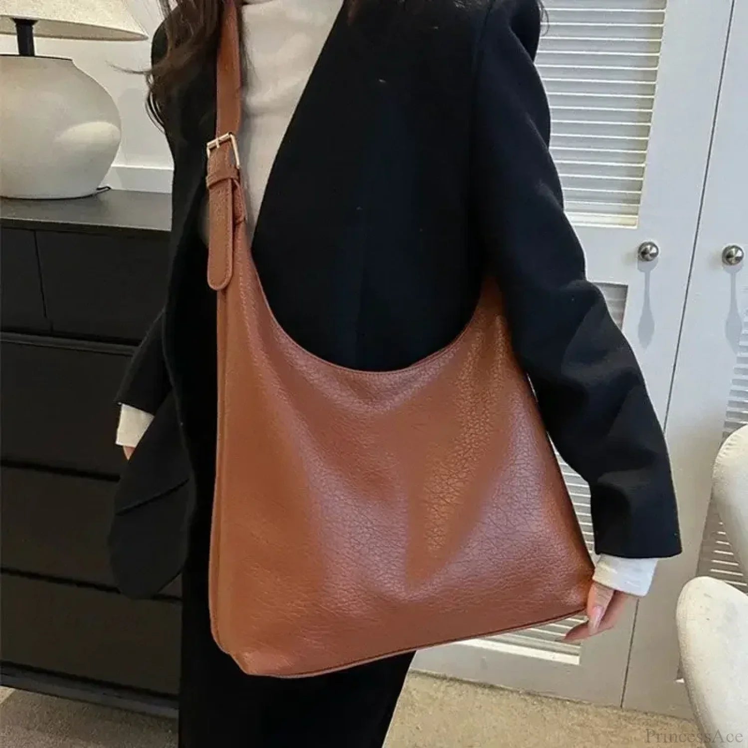 Trendy Leather Tote Shoulder Bag shoulder-250126