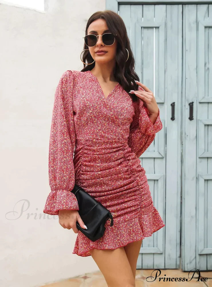 V-Neck Flounce Printed Chiffon Dress With Pleats S / Burgundy Dresses