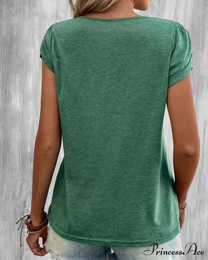 V-Neck T-Shirt T-Shirts