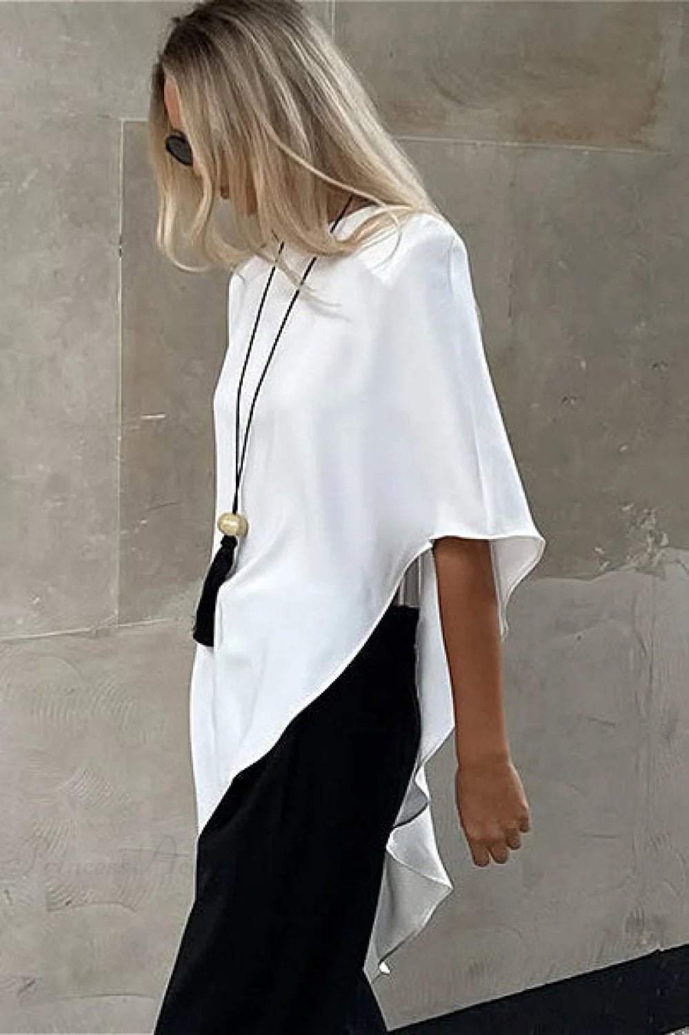 White Irregular Round Neck Short Sleeve Blouse