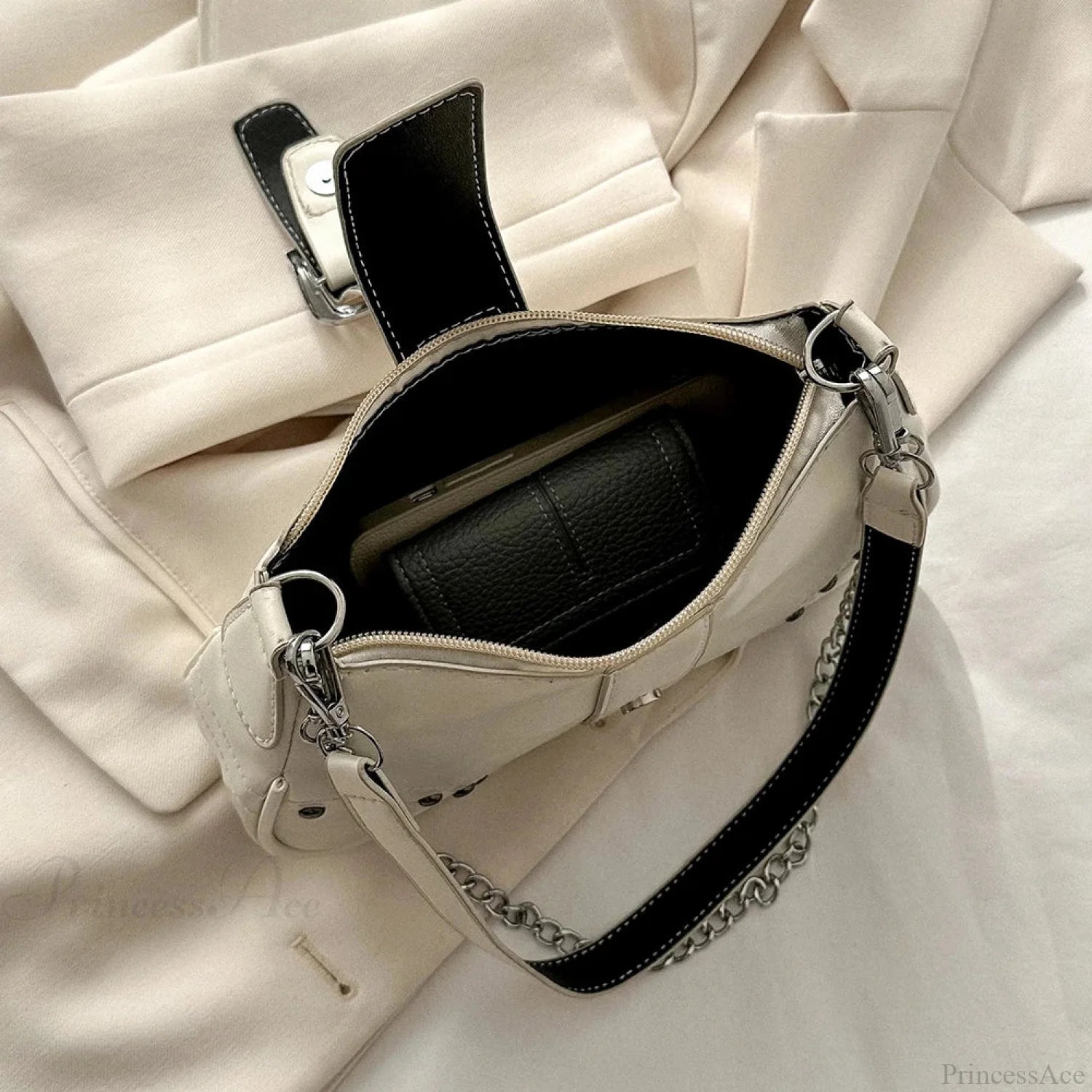 Y2K Cool Style Chain Shoulder Bag Black shoulder-250126